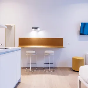  شقة Easyhomes-city Centre إيطاليا